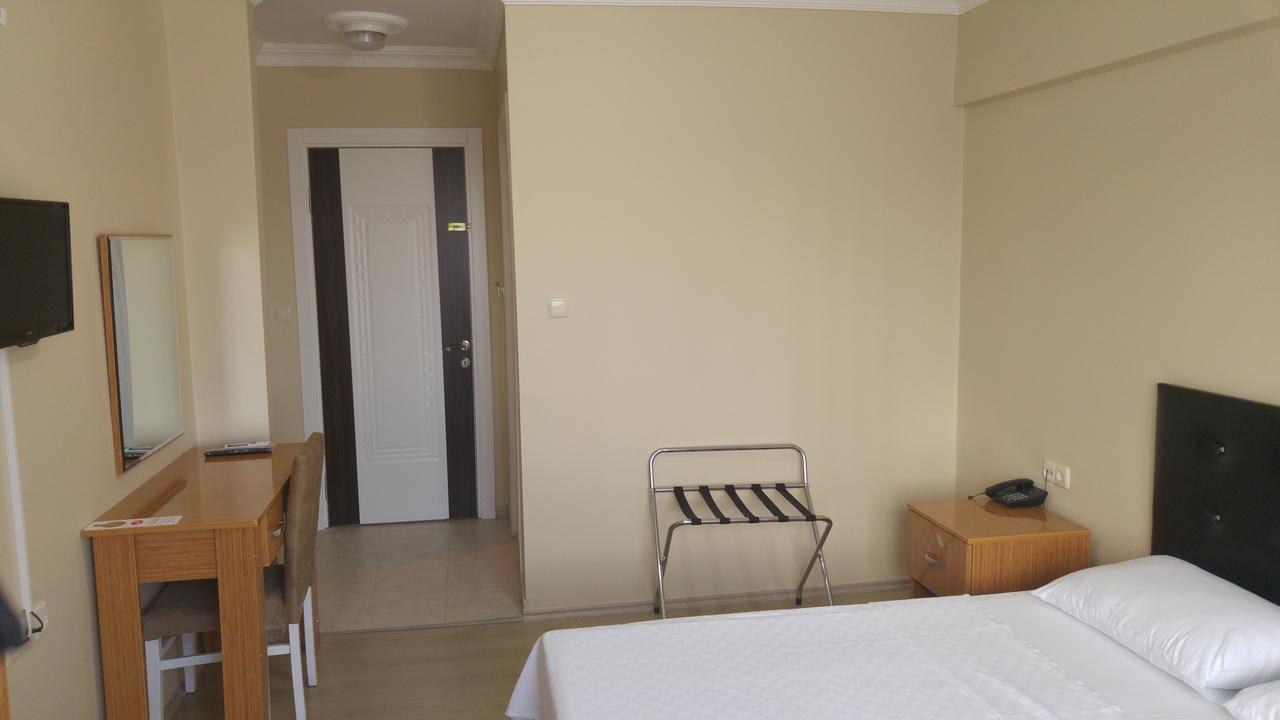 Doyuranlar Ata Hotel เอเจลบัท ภายนอก รูปภาพ